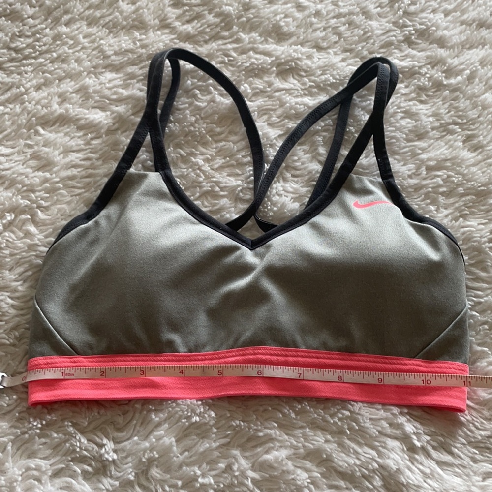 Nike Pro Dri Fit grey/coral sports bra - Picture 3 of 3